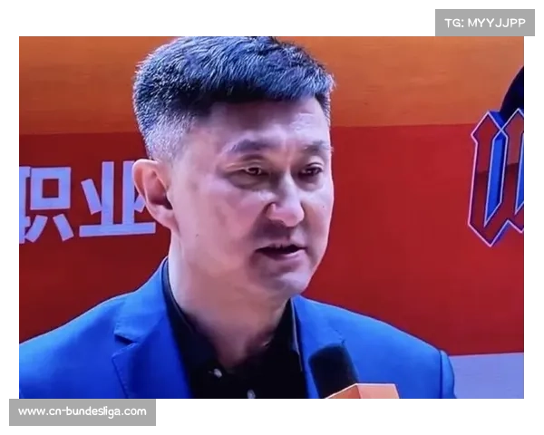 杜锋肯定四川队职业态度:困难时期为热爱而战值得尊敬 杜锋肯定四川队职业态度:困难时期为热爱而战值得尊敬